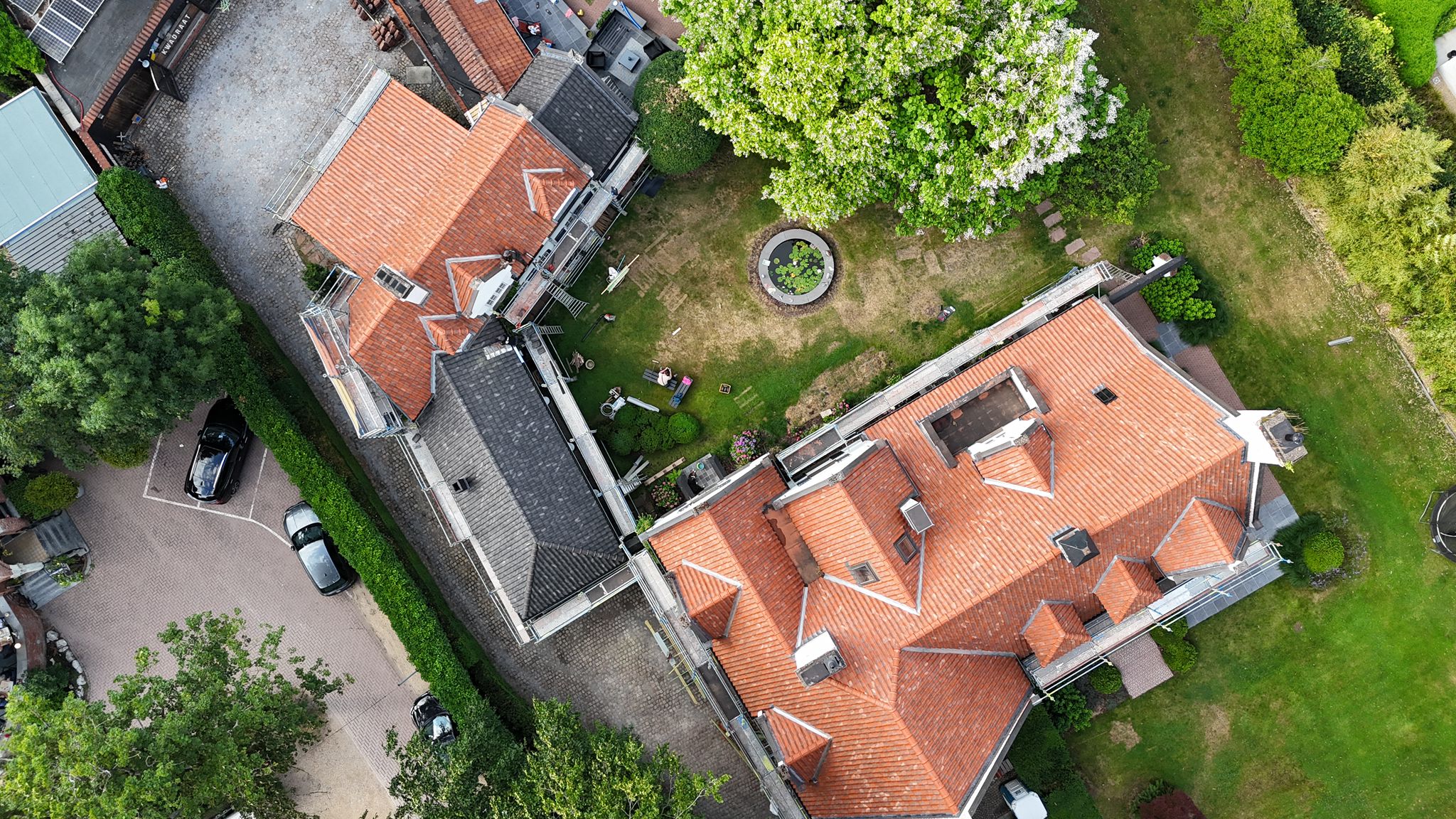 Dakrenovatie Hasselt — Herenhuis — klassieke renovatie